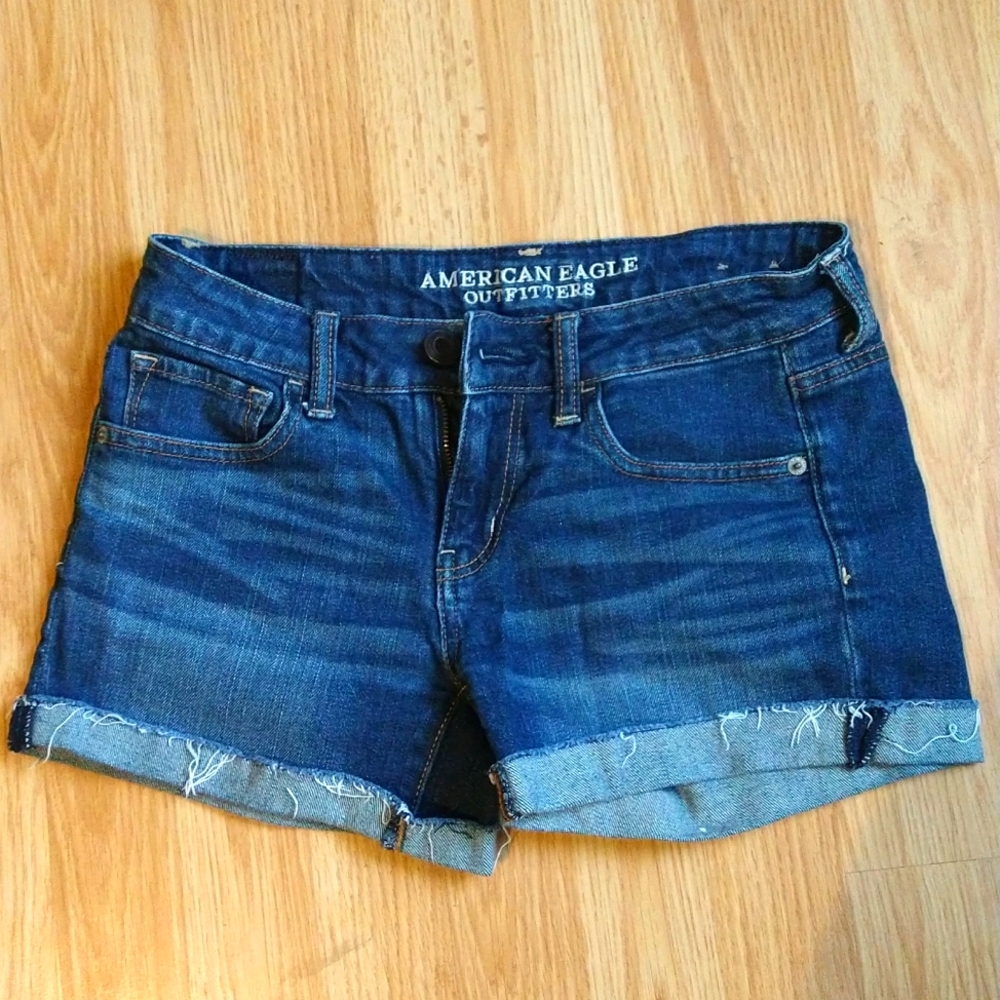 American Eagle shorts size 4